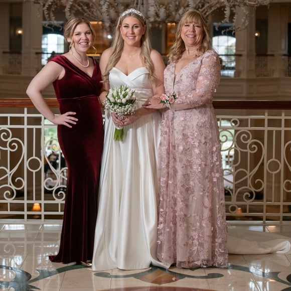 Mac Duggal  Women's Floral Applique Long Sleeve Illusion Gown - Picture 4 of 4